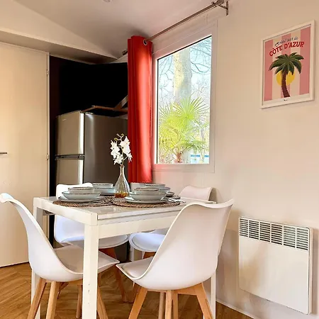 Parque de Campismo Eden Cottages - Premium Cottage Avec Piscine