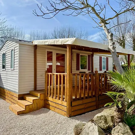 Eden - Premium Avec Piscine Campsite 3*